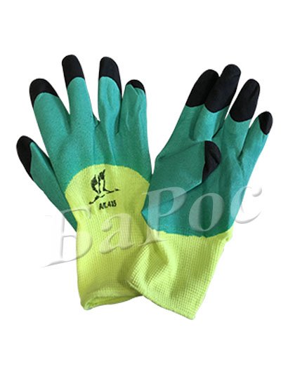 Перчатка нейлон со вспененным латексным покрытием 3/4 облив